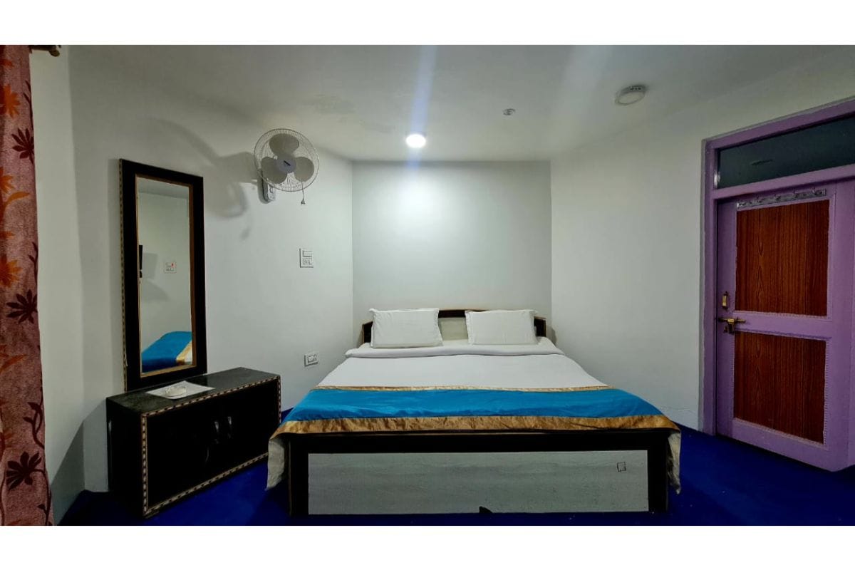 Hotel D Indian Kargil - Tap to explore photos