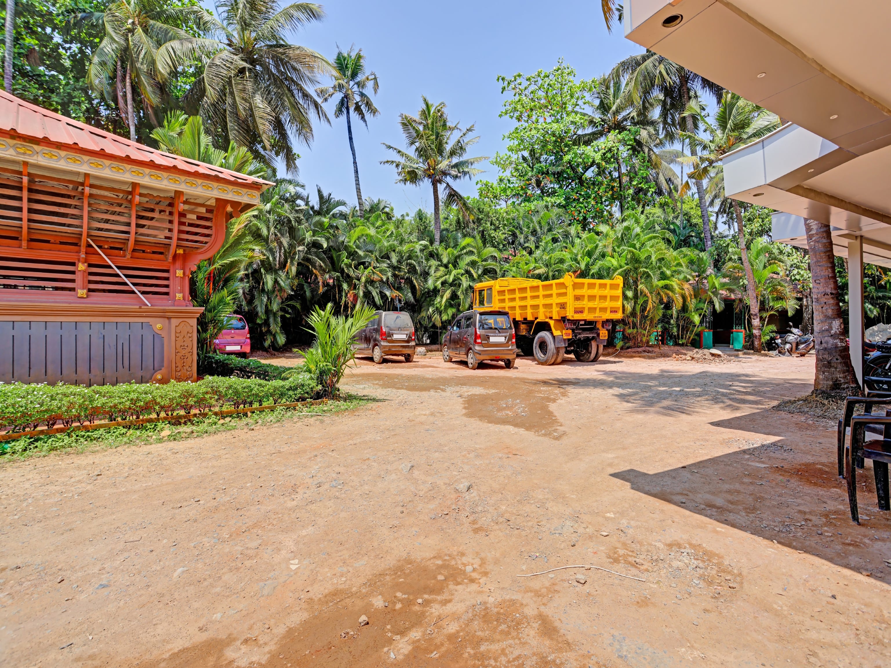 Hotel Pallava Rajadhani - Tap to explore photos