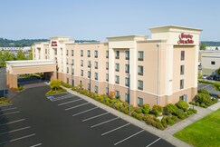Hampton Inn & Suites by Hilton 