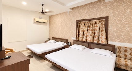 Hotel Swagath Room Type - Deluxe Four Bedded Room Hotel Swagath Room Type - Deluxe Four Bedded Room