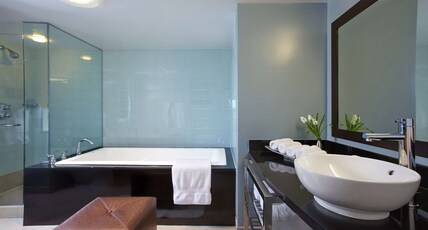 Hilton Club New York Room Type - 1 KING BEDROOM SUITE