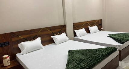 Hotel Shri Kaila Devi sharnam Room Type - Family Room 4Bed Non AC Room