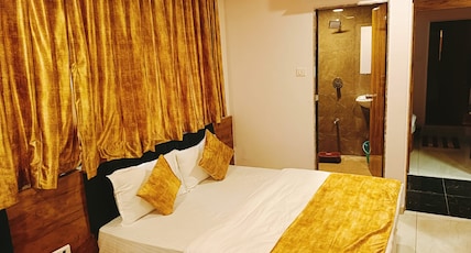 Hotel Maan Palace Room Type - Deluxe Double Non Ac Room Hotel Maan Palace Room Type - Deluxe Double Non Ac Room