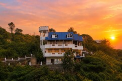 Moon Palace Hill Stay