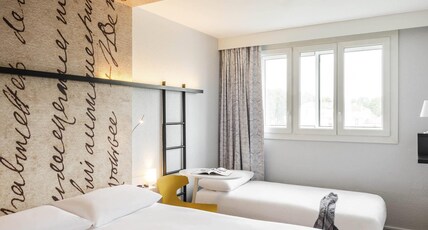 Ibis Styles Meaux Centre Room Type - Triple Room with 1 double bed + 1 single sofa bed