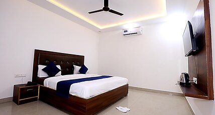 Hotel Akash Inn 300m From Taj Mahal Room Type - Deluxe Room without View