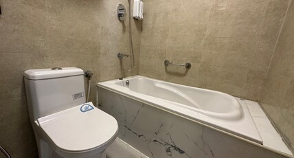 THE VENUE By Seasons Suites Room Type - Quadruple Suite with Sitout