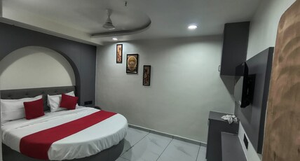 Hotel Satyam. Room Type - Deluxe Room