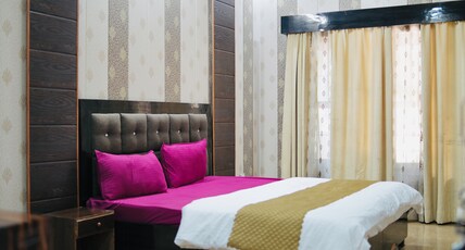 Hotel Ganpati Palace Room Type - Deluxe Double Room