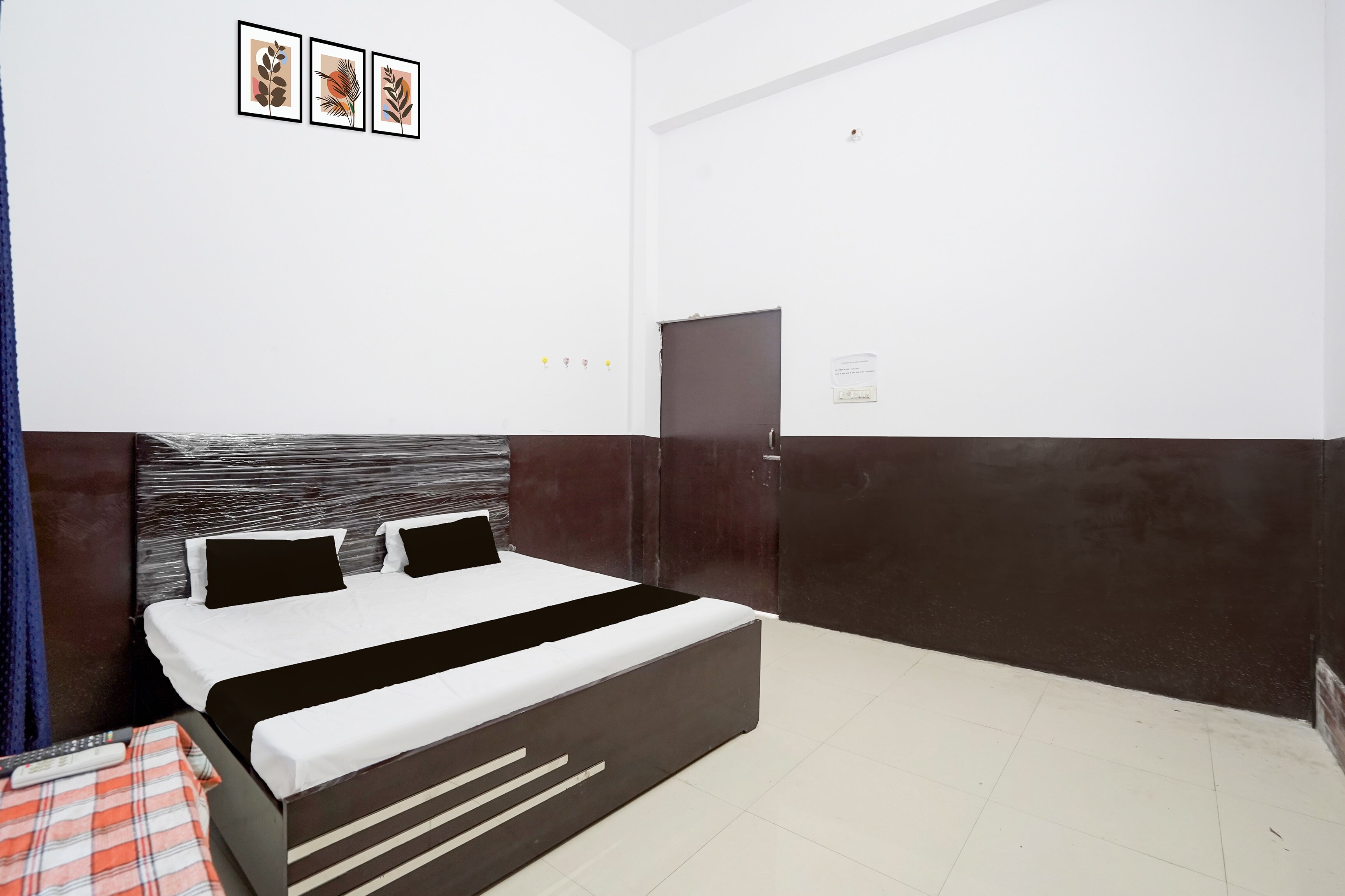 HOTEL O SP GRAND Sidhauli - Tap to explore photos