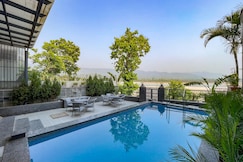 Ganga Euphoria Luxury Villa on Ganges w pool