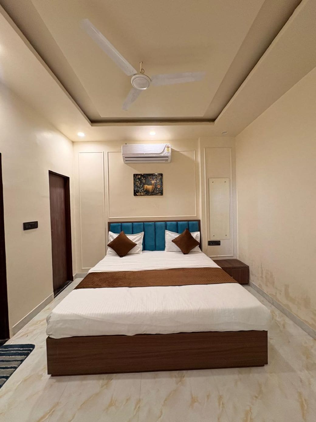 Hotel Shree Shyam and Restaurant - Tap to explore photos