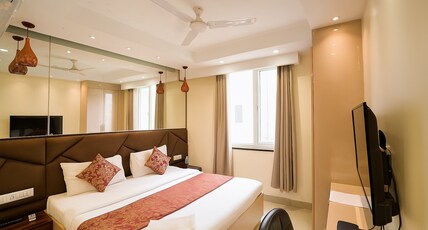 Majesta Stays Pitampura Room Type - Deluxe Room