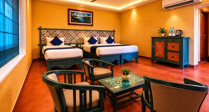 Vista Del Lago Lakeside Homestay Room Type - Deluxe Double Room With Patio
