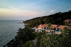 Rawi Warin Resort & Spa