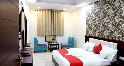 Hotel Amaya Haridwar Room Type - Double Bed AC Deluxe Room