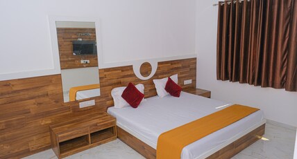 Hotel Sayali Room Type - NON AC STANDARD ROOM