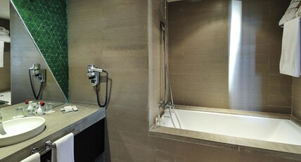 Hotel Mercure Rif Nador Room Type - Superior Suite