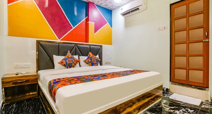 Via Twigo Inn Room Type - Deluxe Room