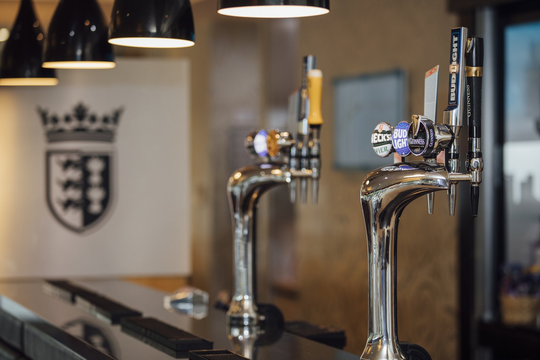 Holiday Inn Express CHESTER - RACECOURSE - Tap to explore photos
