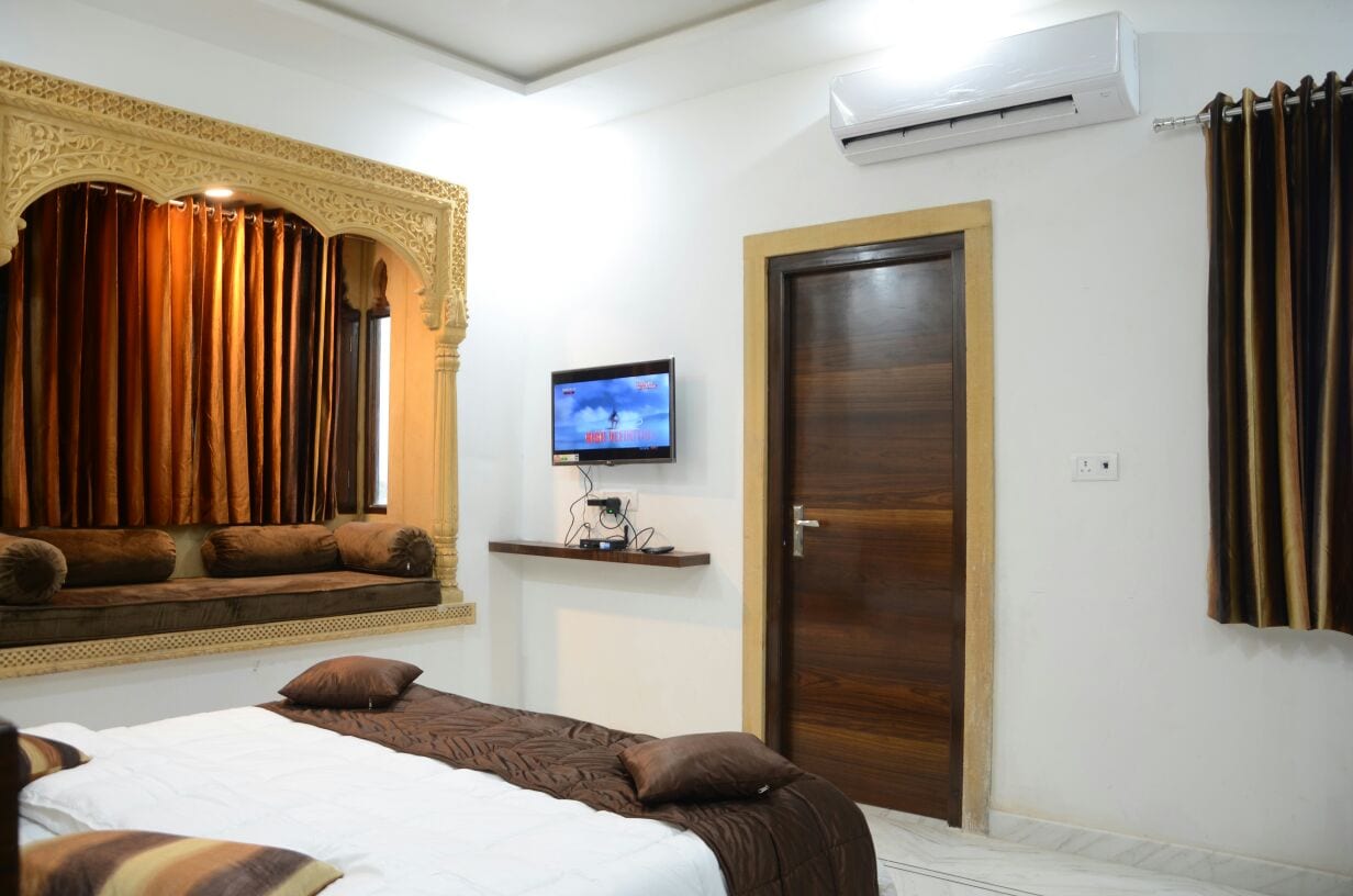 Hotel Oasis Jaisalmer - Tap to explore photos