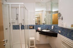 Best Western Palace Inn Hotel