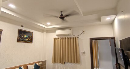 INFINITY INN Room Type - DELUXE