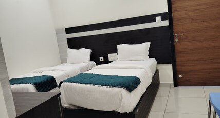 VSR grand Room Type - Deluxe Double room