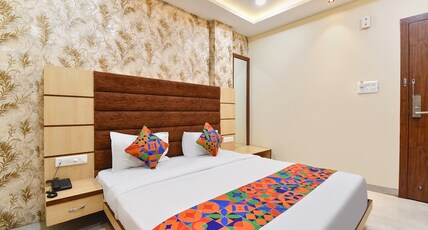 FabHotel Amrit Inn Room Type - Deluxe Room