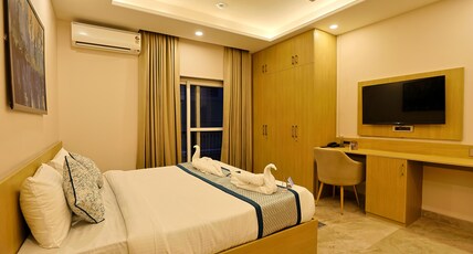 Millora Cyber Suites Room Type - Premium Double Room with Private Balcony