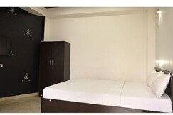 Laxmi Guest House Jadavpur