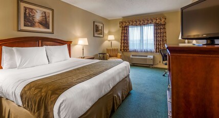BEST WESTERN SHEPHERDSVILLE Room Type - 1 King Bed, Non-Smoking, High Speed Internet Access, Coffee Maker, Hairdryer, Iron And Ironing Board BEST WESTERN SHEPHERDSVILLE Room Type - 1 King Bed, Non-Smoking, High Speed Internet Access, Coffee Maker, Hairdryer, Iron And Ironing Board