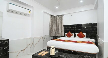 Hotel STAR Near Railway Station Room Type - Executive Double Bed Room Hotel STAR Near Railway Station Room Type - Executive Double Bed Room