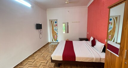 The Midway Jungle Resort Room Type - SUPER DELUXE Room