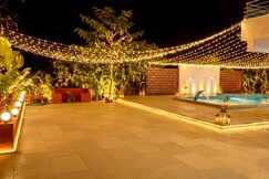 Uru stays 3BHK Poolside