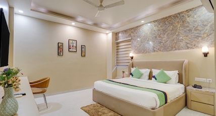 Hotel MRJ Room Type - Deluxe Room