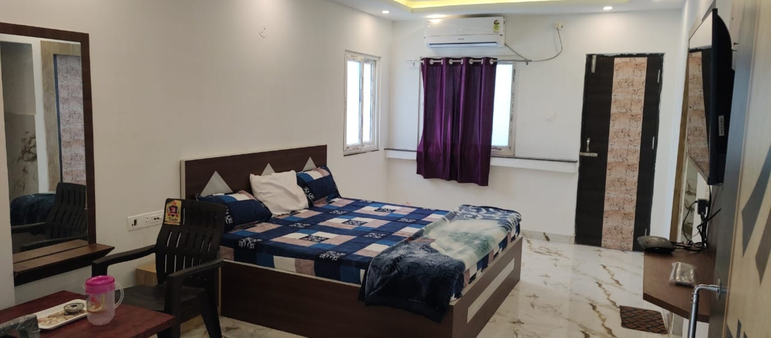Hotel New Sagar Sandhya - Tap to explore photos