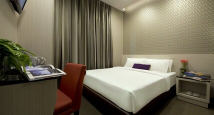 V Hotel Bencoolen Room Type - Superior Double Room Only