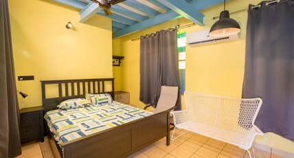 Corbelli Homestay Room Type - Corbelli Homestay - Yellow