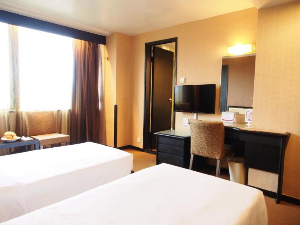 Best Western Plus Hotel Kowloon  - Tap to explore photos
