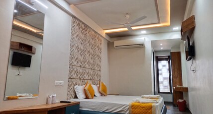 Hotel Dolphin Residency Room Type - DELUX ROOM