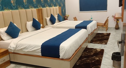 HOTEL STRAWBERRY Near Railway Station Chandigarh Room Type - Family suiite HOTEL STRAWBERRY Near Railway Station Chandigarh Room Type - Family suiite
