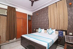 Hotel Hari Villa @ Sec 11 Noida