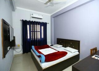 Hotel Tirupati Room Type - Classic (2X)