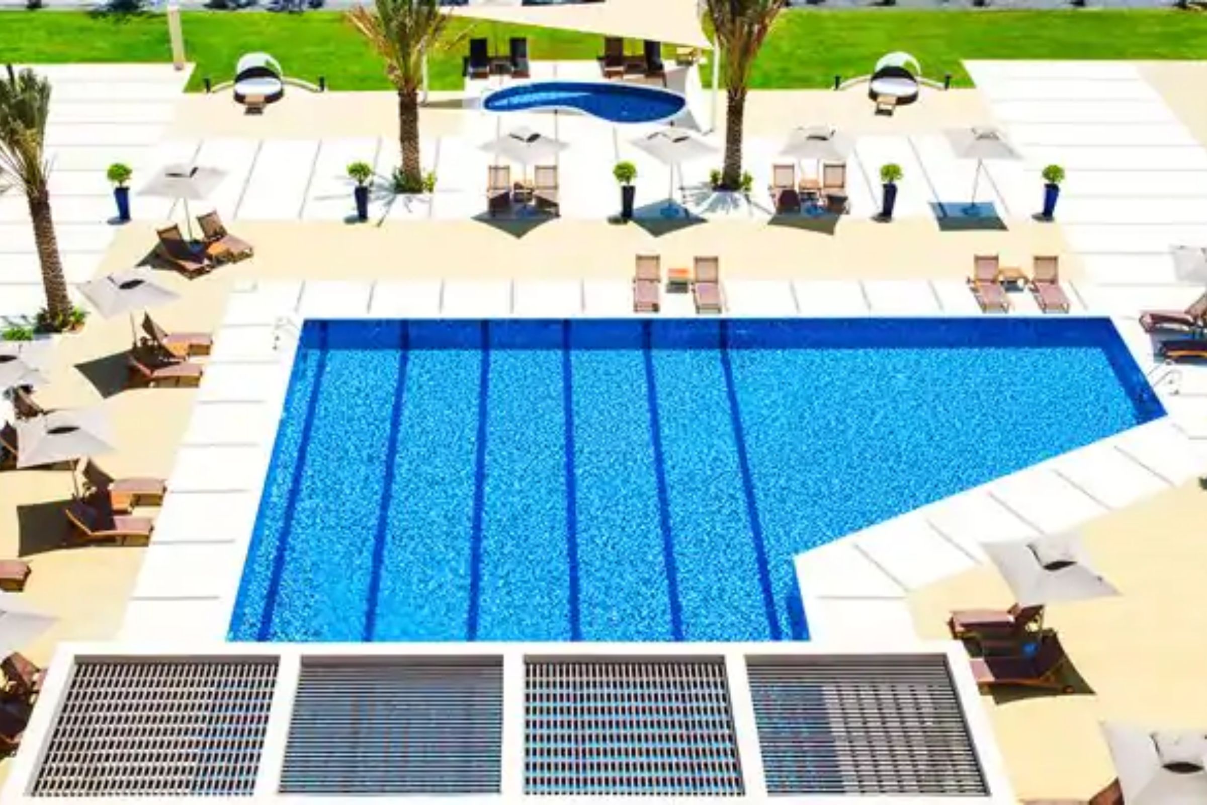 Hilton Garden Inn Ras Al Khaimah - Tap to explore photos