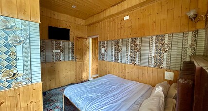 New kashmir inn Room Type - Standard Room 1