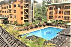 Tashi Namgay Grand