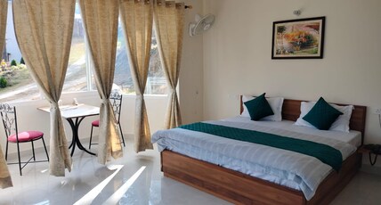 Hotel Elphinstone Inn Himalayan View Property Room Type - Executive