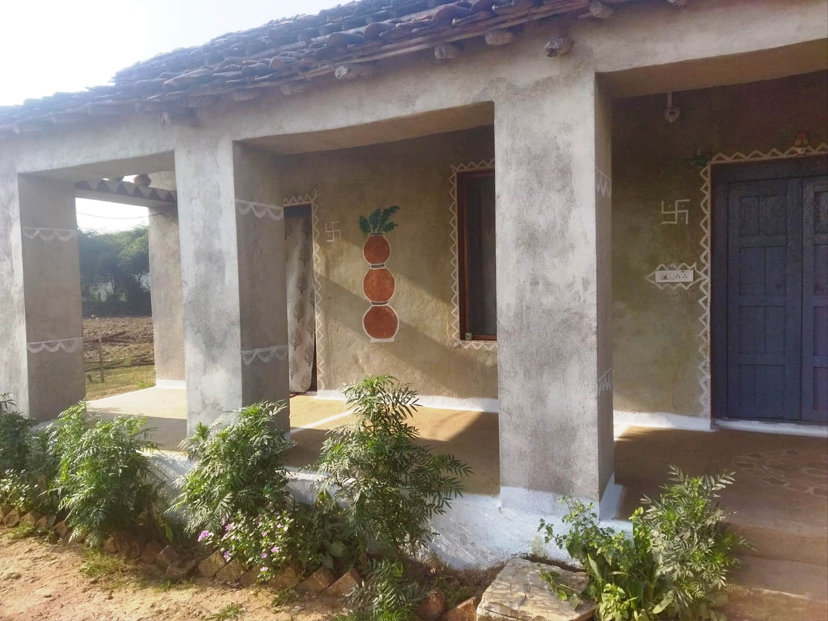 Maya Home Stay - Tap to explore photos