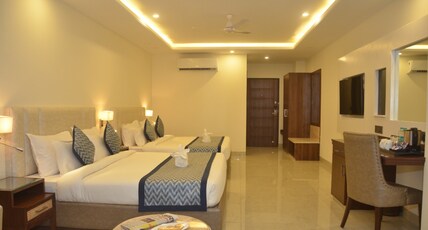 MJ Aero Suites @ 5 Km from Jolly Grant Airport Room Type - Executive Family Suite with City View MJ Aero Suites @ 5 Km from Jolly Grant Airport Room Type - Executive Family Suite with City View